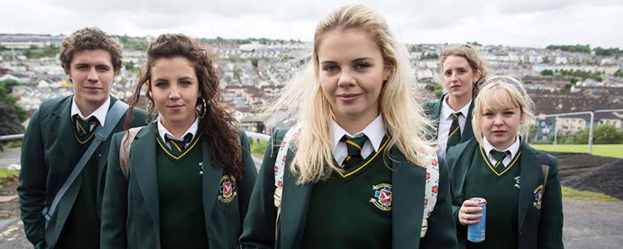 Segundo a estrela da série Derry Girls, Dylan Llewellyn, o final da terceira temporada é “perfeito”. Veja detalhes: