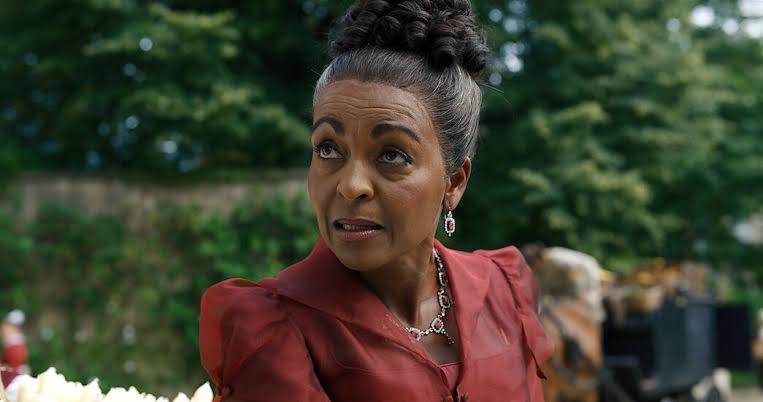 As estrelas Adjoa Andoh e Golda Rosheuvel resolveram provocar os fãs de Bridgerton falando o que está por vir na prequela da série. Veja: