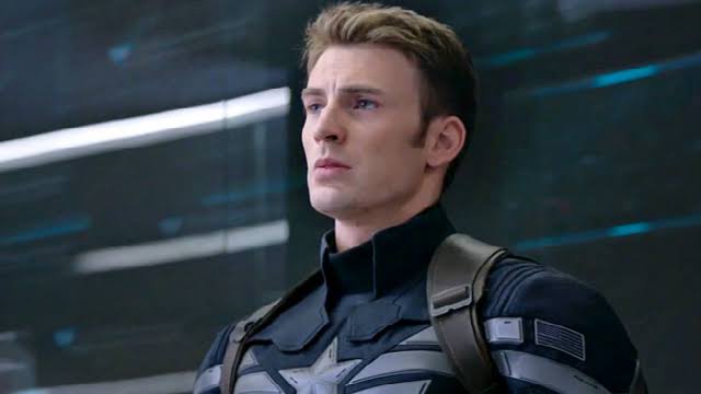 A estrela Chris Evans, finalmente, comentou sobre a sua saída do universo cinematográfico da Marvel. Veja detalhes: