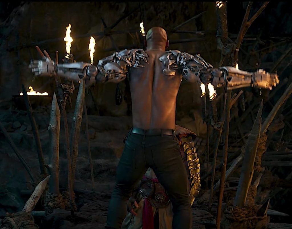 Mehcad Brooks em uma cena de luta do filme Mortal Kombat.